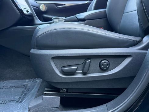 Used 2023 INFINITI QX50 Luxe image 27