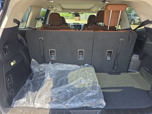 Certified 2026 Subaru Ascent Touring image 11