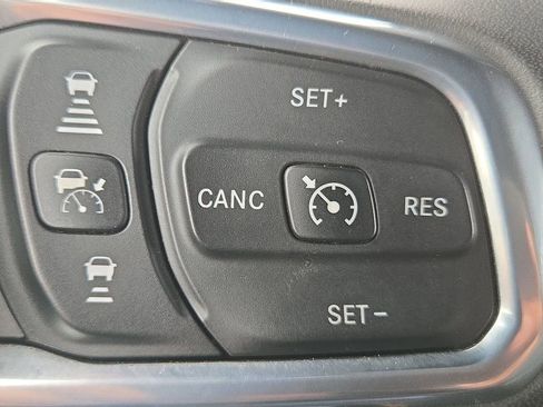 Used 2024 Jeep Wrangler Unlimited Sahara w/ Technology Group AWD/4WD image 51