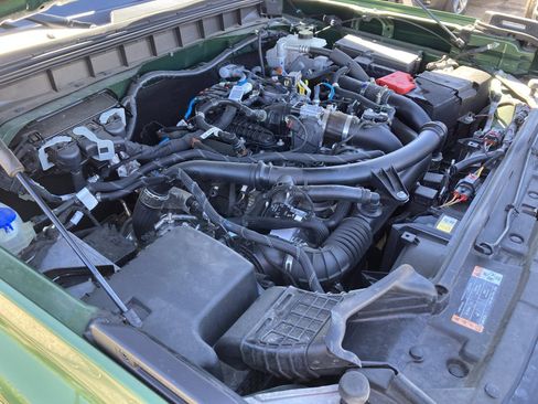 Used 2022 Ford Bronco Wildtrak image 41
