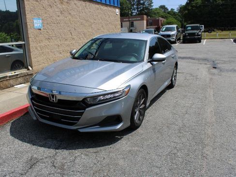 Used 2021 Honda Accord LX image 3
