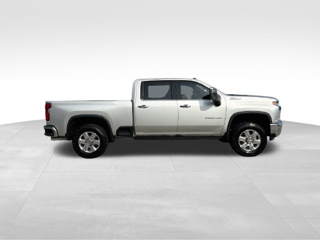 Used 2022 Chevrolet Silverado 2500 LTZ AWD/4WD image 2
