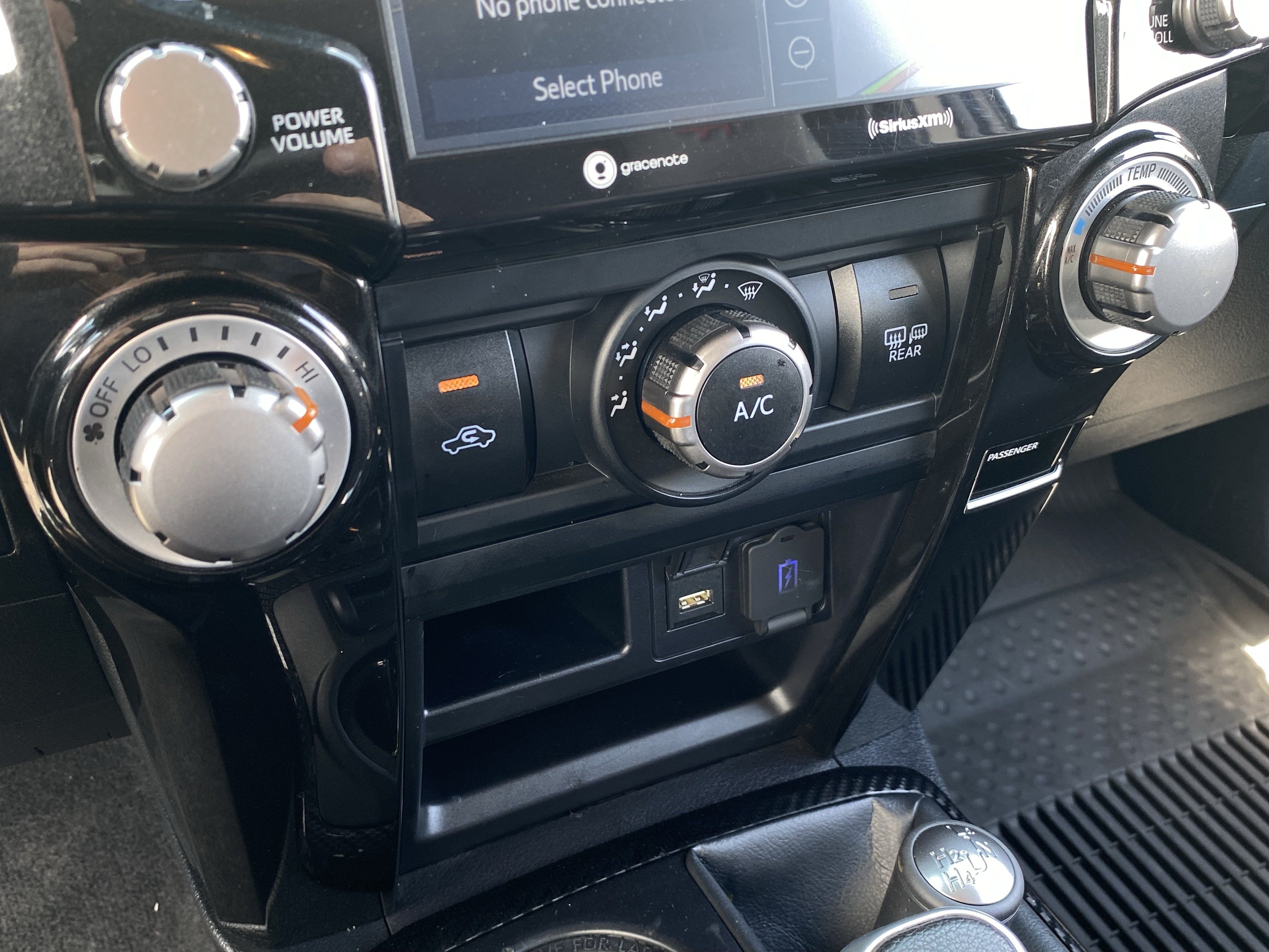 Used 2024 Toyota 4Runner TRD Off-Road Premium w/ Moonroof Package AWD/4WD image 24