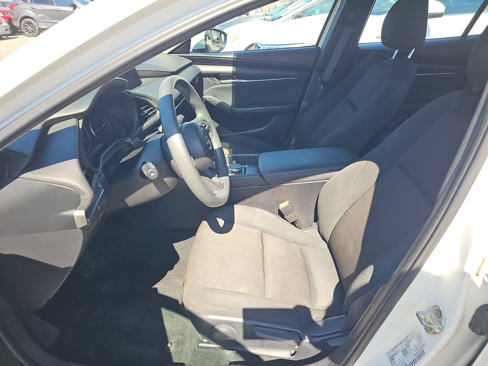 Used 2021 MAZDA MAZDA3 s FWD image 5