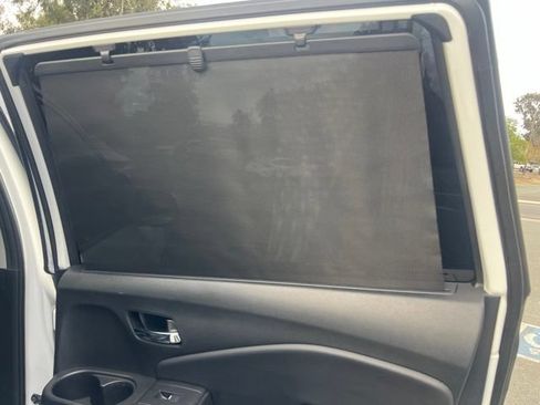 Used 2020 Honda Pilot Elite image 35