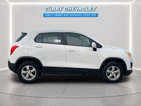 Used 2016 Chevrolet Trax LS image 14
