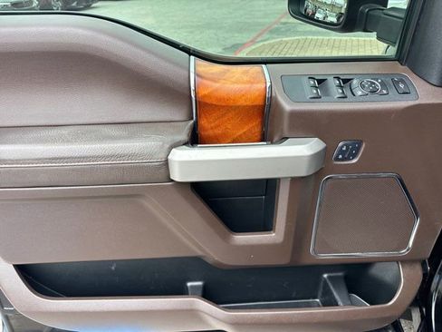 Used 2017 Ford F350 King Ranch image 14