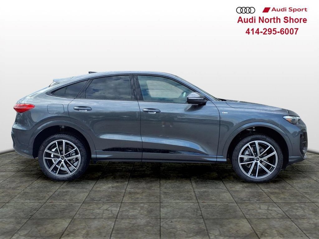 New 2026 Audi Q5 Premium Plus AWD/4WD image 3