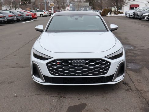 Used 2025 Audi S5 Premium Plus w/ Premium Plus Package image 2