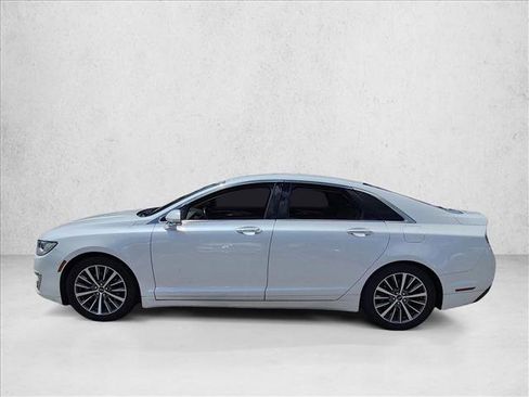 Used 2019 Lincoln MKZ Premiere FWD image 7