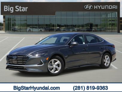Certified 2023 Hyundai Sonata SE w/ Preferred Accessory Package