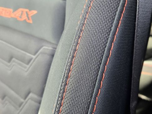 Used 2023 Nissan Frontier PRO-4X w/ Pro Convenience Package image 16