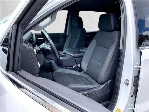 Used 2020 GMC Sierra 1500 SLE w/ SLE Value Package image 27