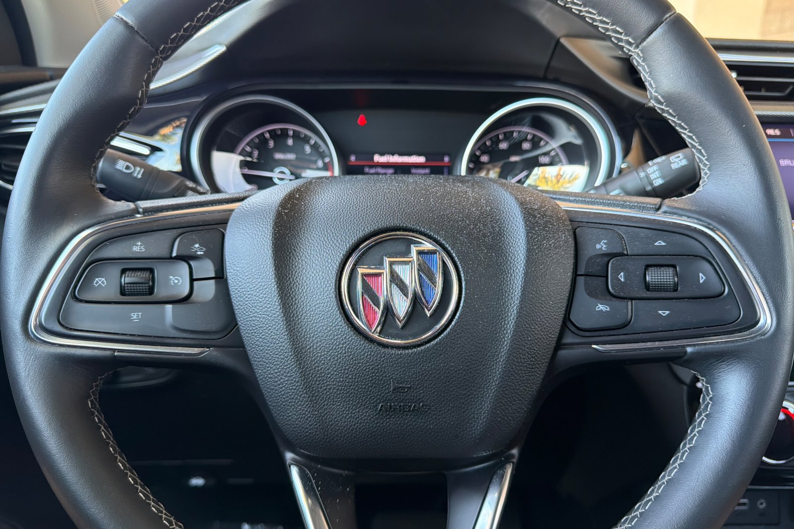 Used 2023 Buick Encore GX Preferred w/ Cold Weather Comfort Package FWD image 27