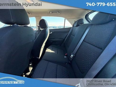 Used 2018 Kia Rio S image 19