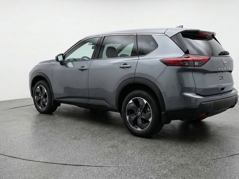Used 2025 Nissan Rogue SV FWD image 6