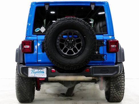 Used 2021 Jeep Wrangler Unlimited Rubicon w/ Xtreme Recon 35" Tire Package image 8