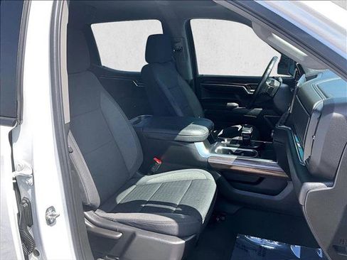 Used 2023 Chevrolet Silverado 1500 RST RWD image 9