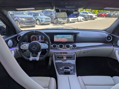 Used 2019 Mercedes-Benz E 63 AMG S image 27