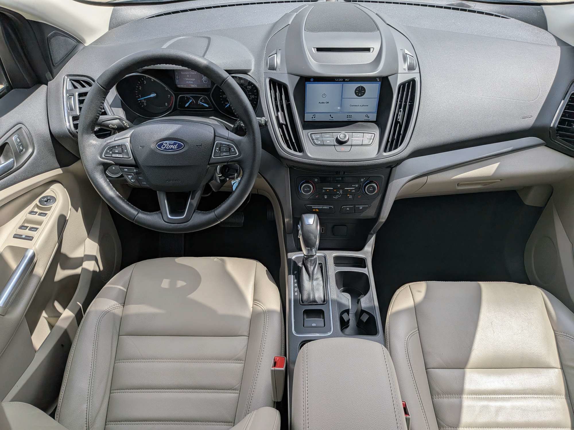 Used 2018 Ford Escape SEL FWD image 17