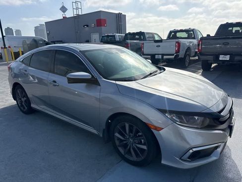 Used 2021 Honda Civic EX-L image 7