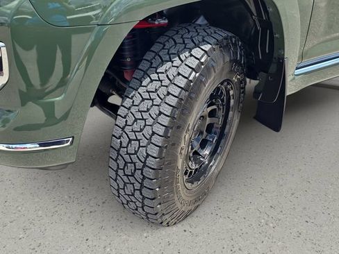 Used 2022 Toyota 4Runner Limited AWD/4WD image 33