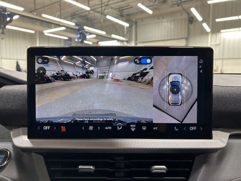 New 2026 Ford Explorer ST-Line w/ ST-Line Street Pack AWD/4WD image 22