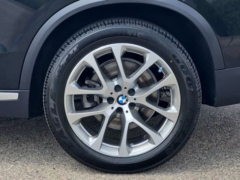 Used 2022 BMW X5 xDrive40i AWD/4WD image 14