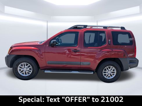 Used 2015 Nissan Xterra S w/ Value Package image 6