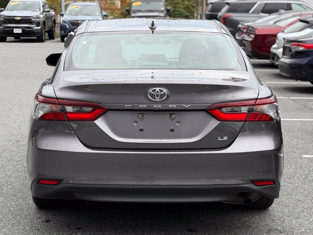 Used 2024 Toyota Camry LE FWD image 4