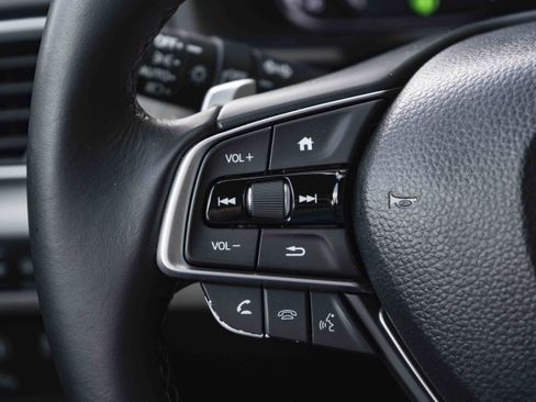 Used 2019 Honda Accord Touring image 20