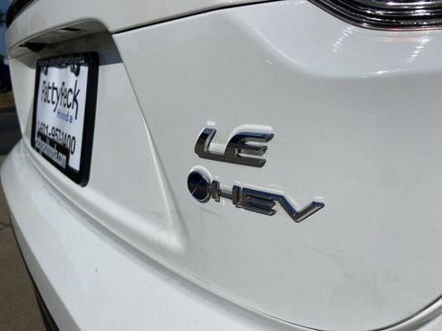 Used 2025 Toyota Corolla LE FWD image 52