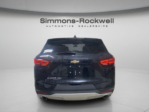 Used 2025 Chevrolet Blazer LT AWD/4WD image 4