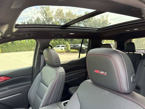 Used 2026 Chevrolet Traverse Z71 w/ Enhanced Driving Package AWD/4WD image 23