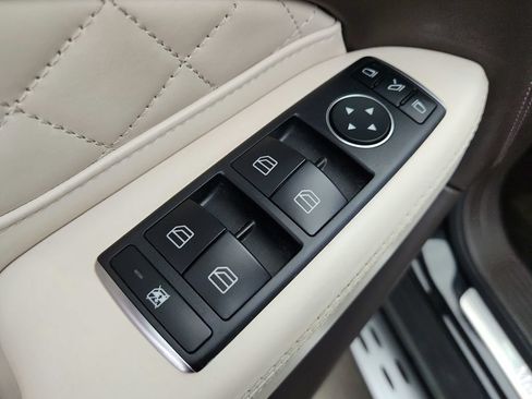 Used 2019 Mercedes-Benz GLS 450 4MATIC image 28