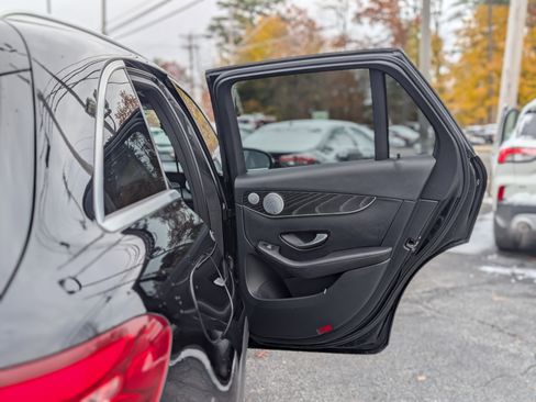 Used 2018 Mercedes-Benz GLC 300 4MATIC image 45