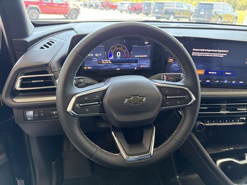 New 2026 Chevrolet Traverse LT image 25