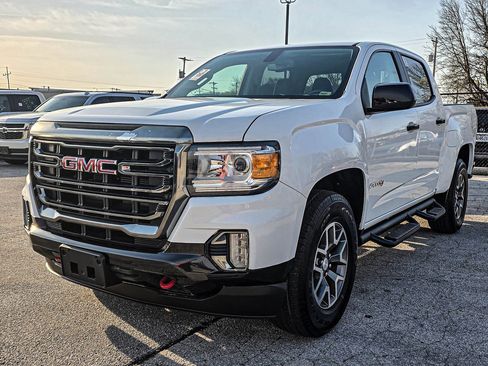 Used 2021 GMC Canyon AT4 image 3