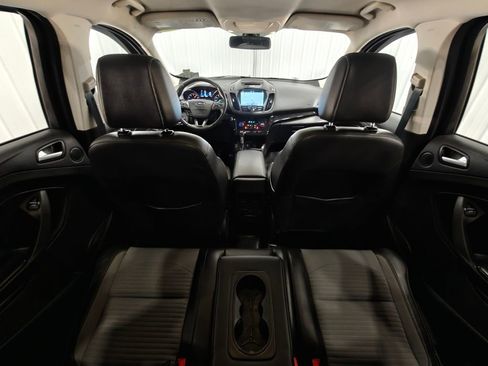 Used 2017 Ford Escape Titanium AWD/4WD image 29