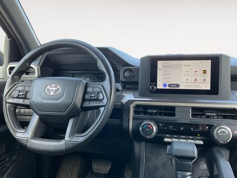 Used 2025 Toyota Tacoma SR5 AWD/4WD image 12