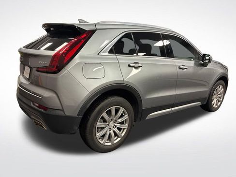 Used 2023 Cadillac XT4 Premium Luxury w/ Cold Weather Package FWD image 5