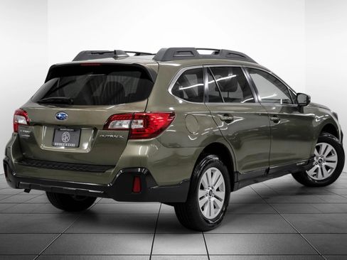 Used 2019 Subaru Outback 2.5i Premium AWD/4WD image 8