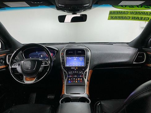 Used 2020 Lincoln Nautilus Reserve image 17