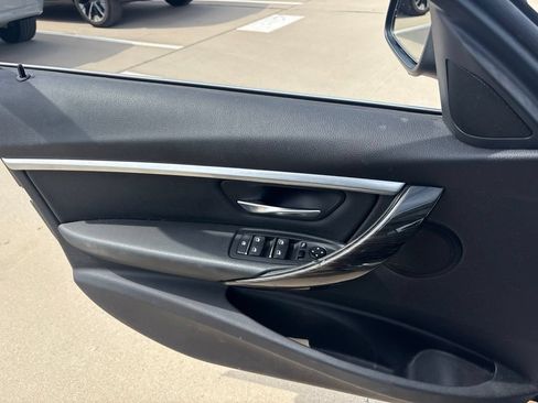 Used 2017 BMW 330i Sedan RWD image 15
