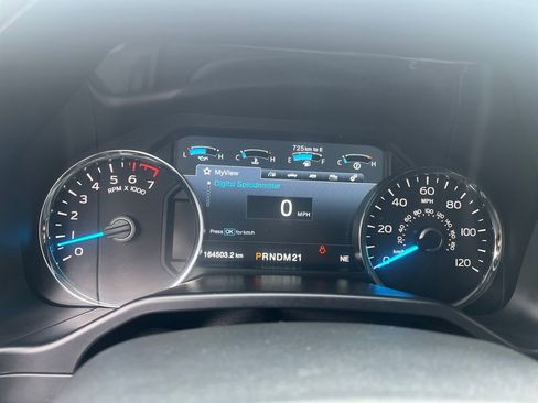 Used 2016 Ford F150 Lariat w/ Max Trailer Tow Package image 14