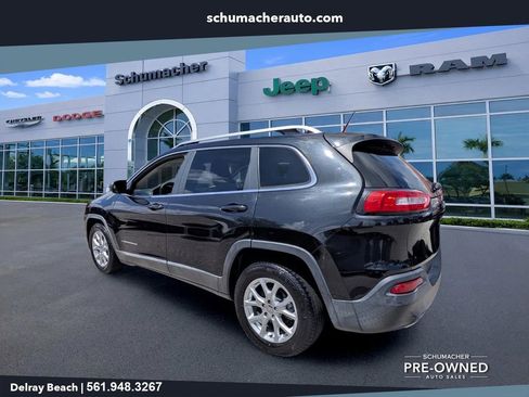 Used 2015 Jeep Cherokee Latitude FWD image 5