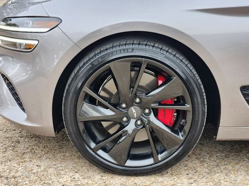 Used 2023 Genesis G70 3.3T w/ Sport Prestige Package image 8