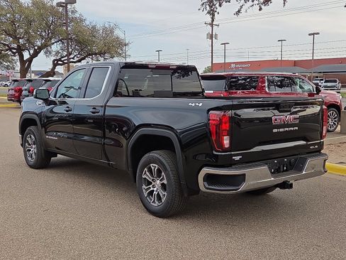New 2026 GMC Sierra 1500 SLE w/ Preferred Package AWD/4WD image 2