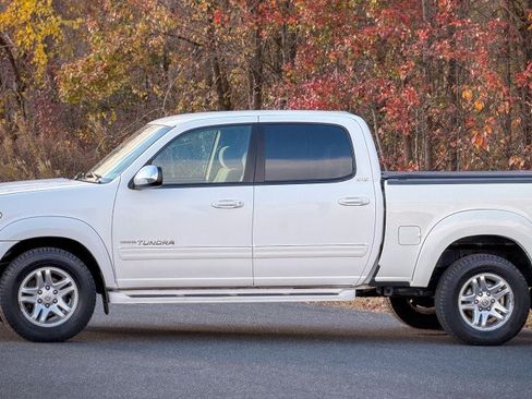 Used 2005 Toyota Tundra SR5 image 4