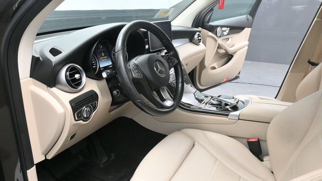 Used 2017 Mercedes-Benz GLC 300 4MATIC Coupe image 20
